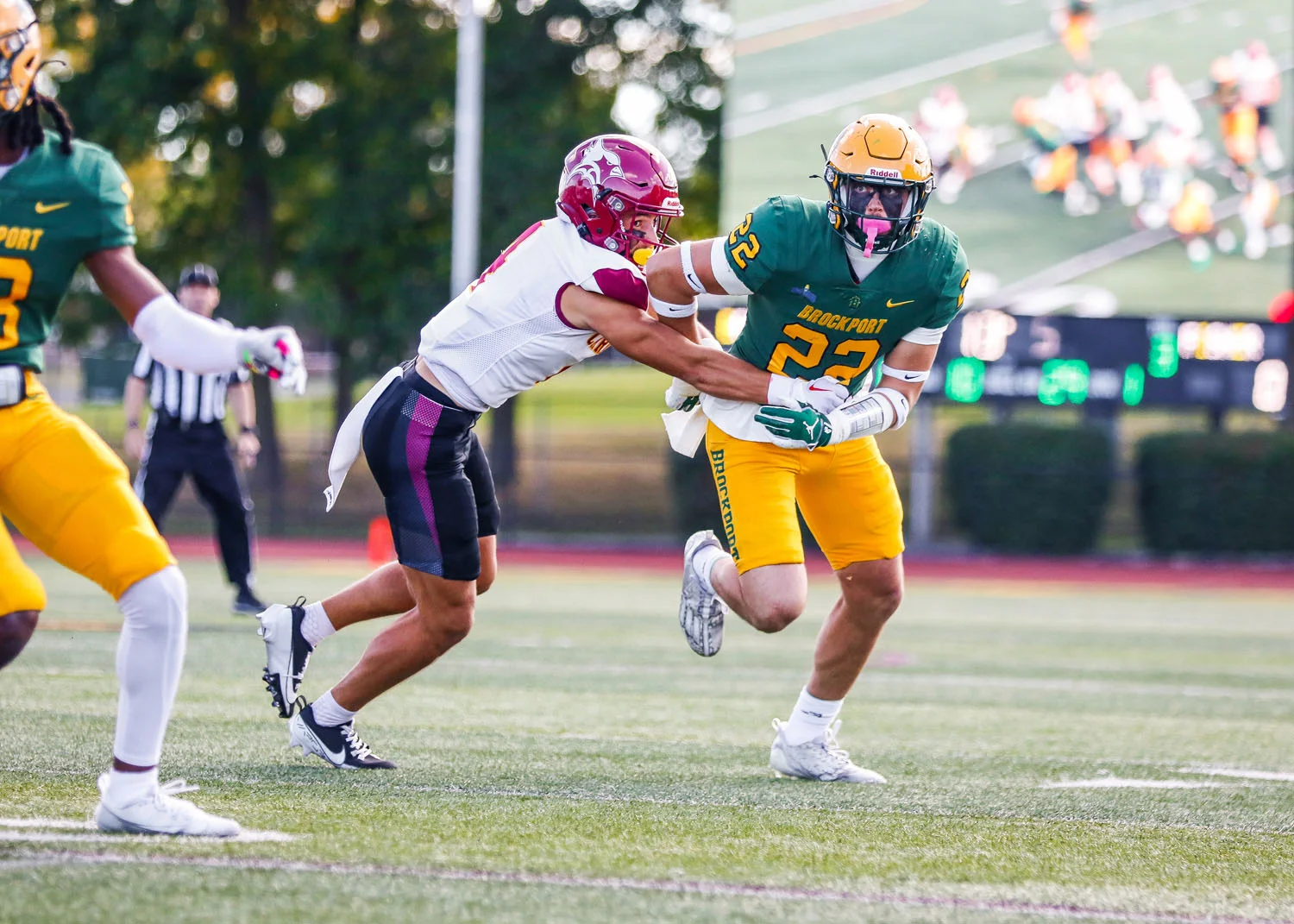 Looking for the ballcarrier