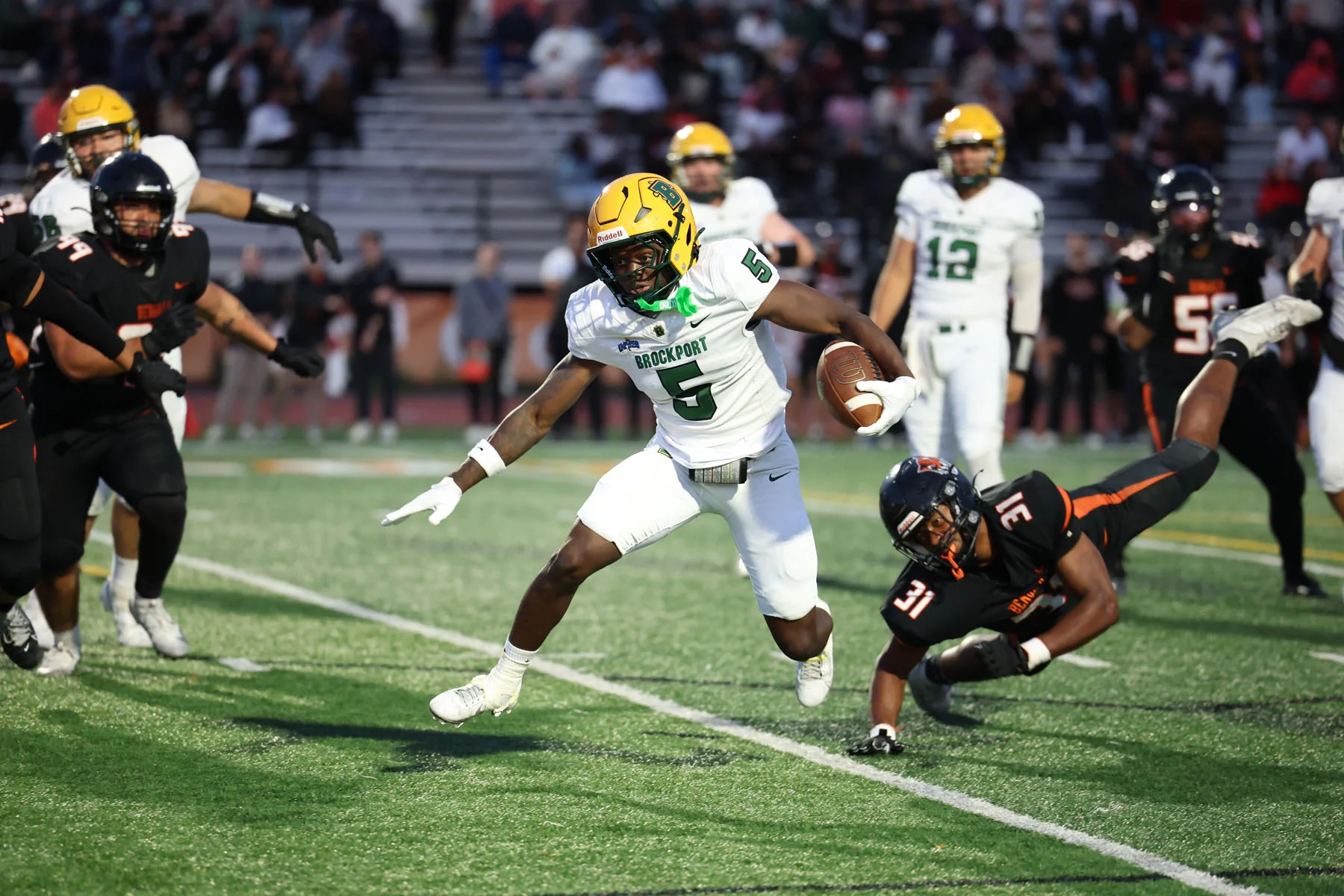 Brockport Golden Eagles looking for room to run
